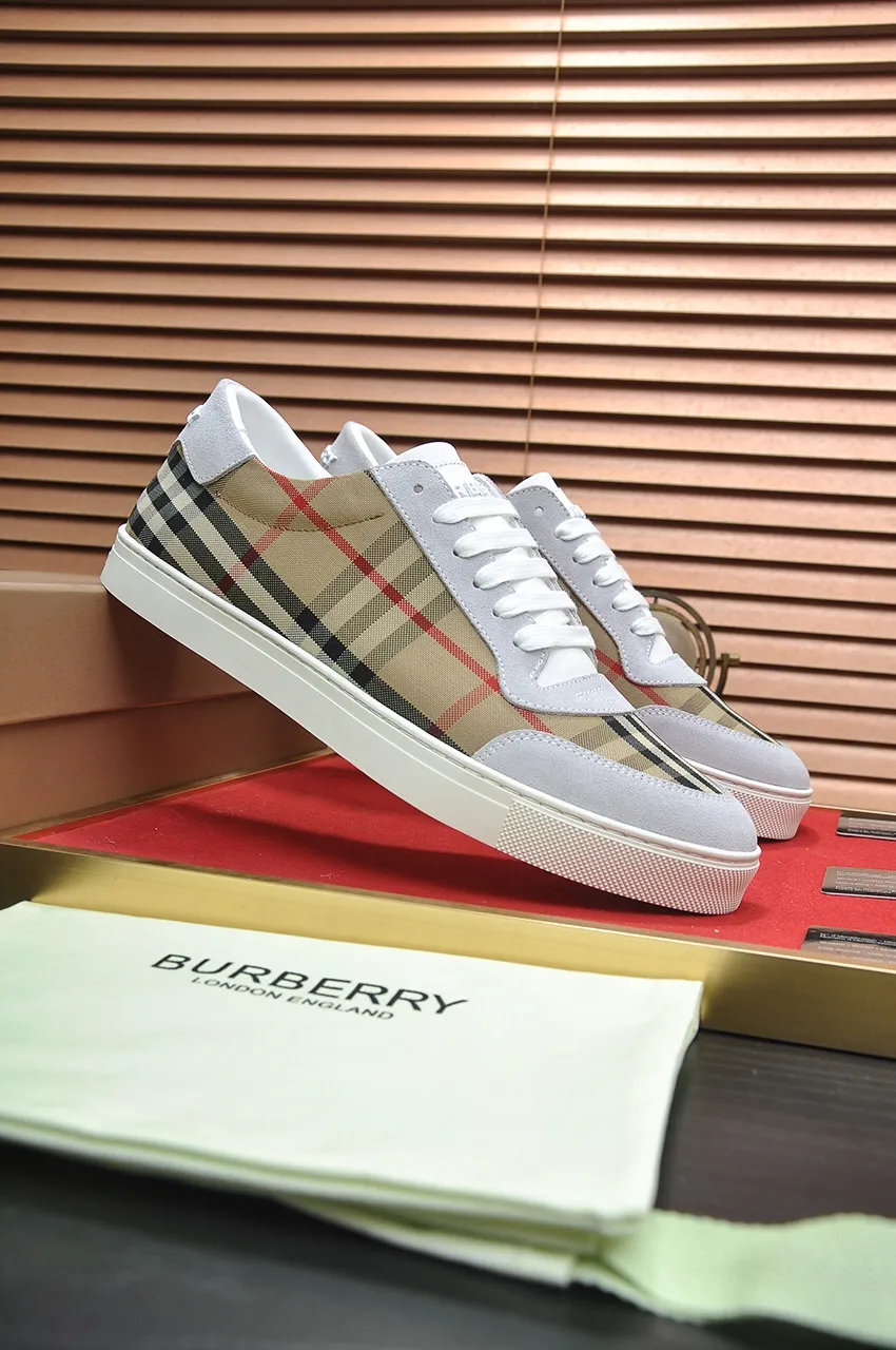 Men's shoes💰480💶[Burberry] (cowhide lining) classic low-top sneakers｜Imported cowhide with classic plaid fabric｜Cow leather lining｜Original outsole｜Fine workmanship and comfortable to wear Size: 38-44 (customized at 45)